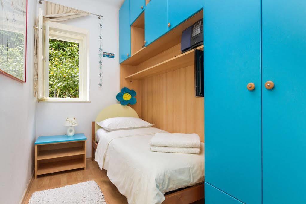 Apartments Dora Σπλιτ Εξωτερικό φωτογραφία