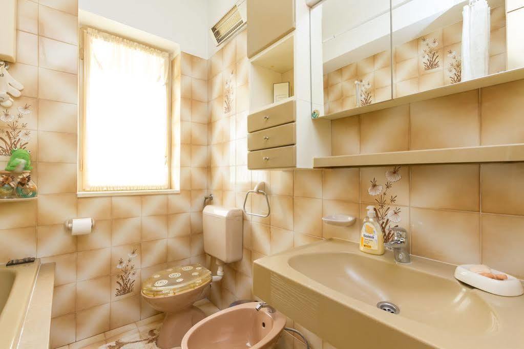 Apartments Dora Σπλιτ Εξωτερικό φωτογραφία