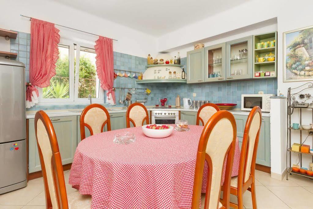 Apartments Dora Σπλιτ Εξωτερικό φωτογραφία