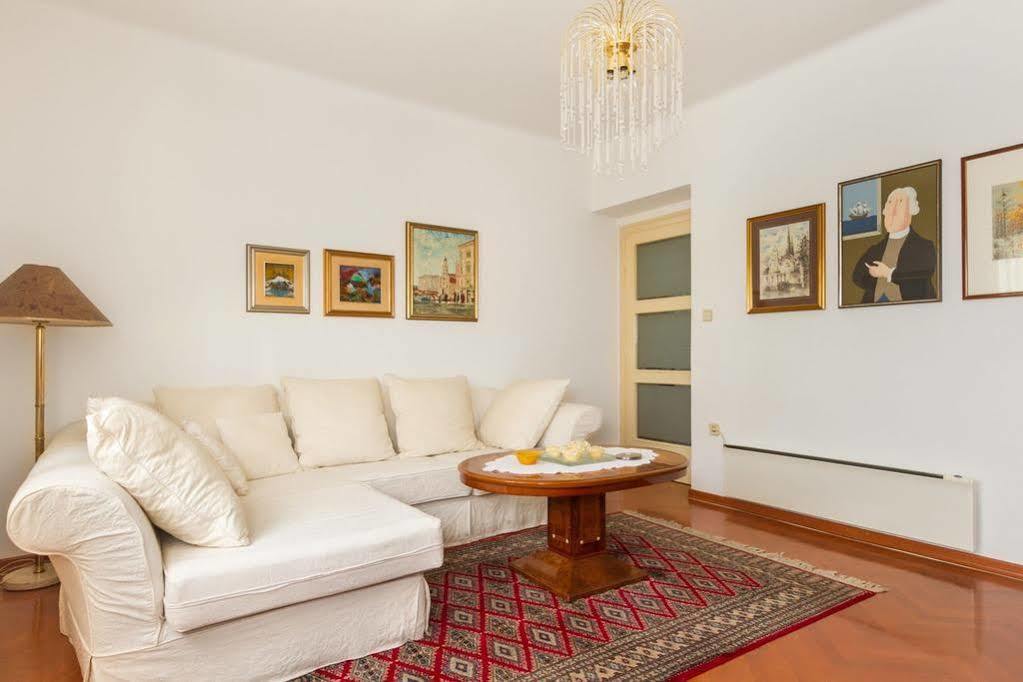 Apartments Dora Σπλιτ Εξωτερικό φωτογραφία