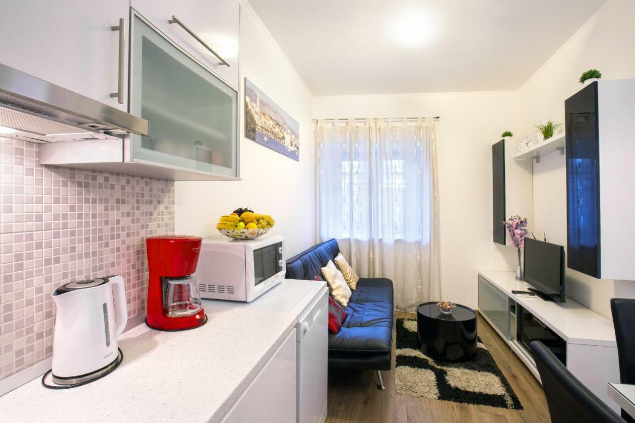 Apartments Dora Σπλιτ Εξωτερικό φωτογραφία