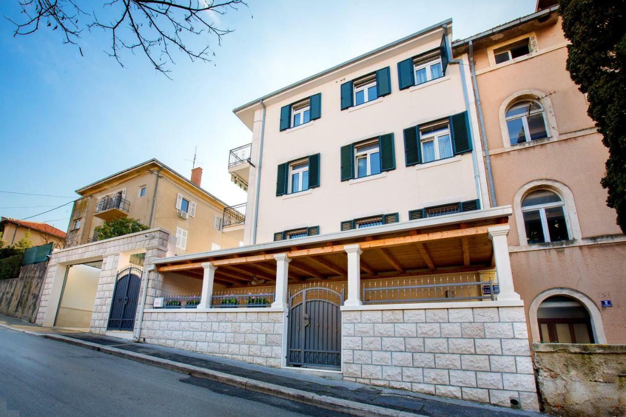 Apartments Dora Σπλιτ Εξωτερικό φωτογραφία